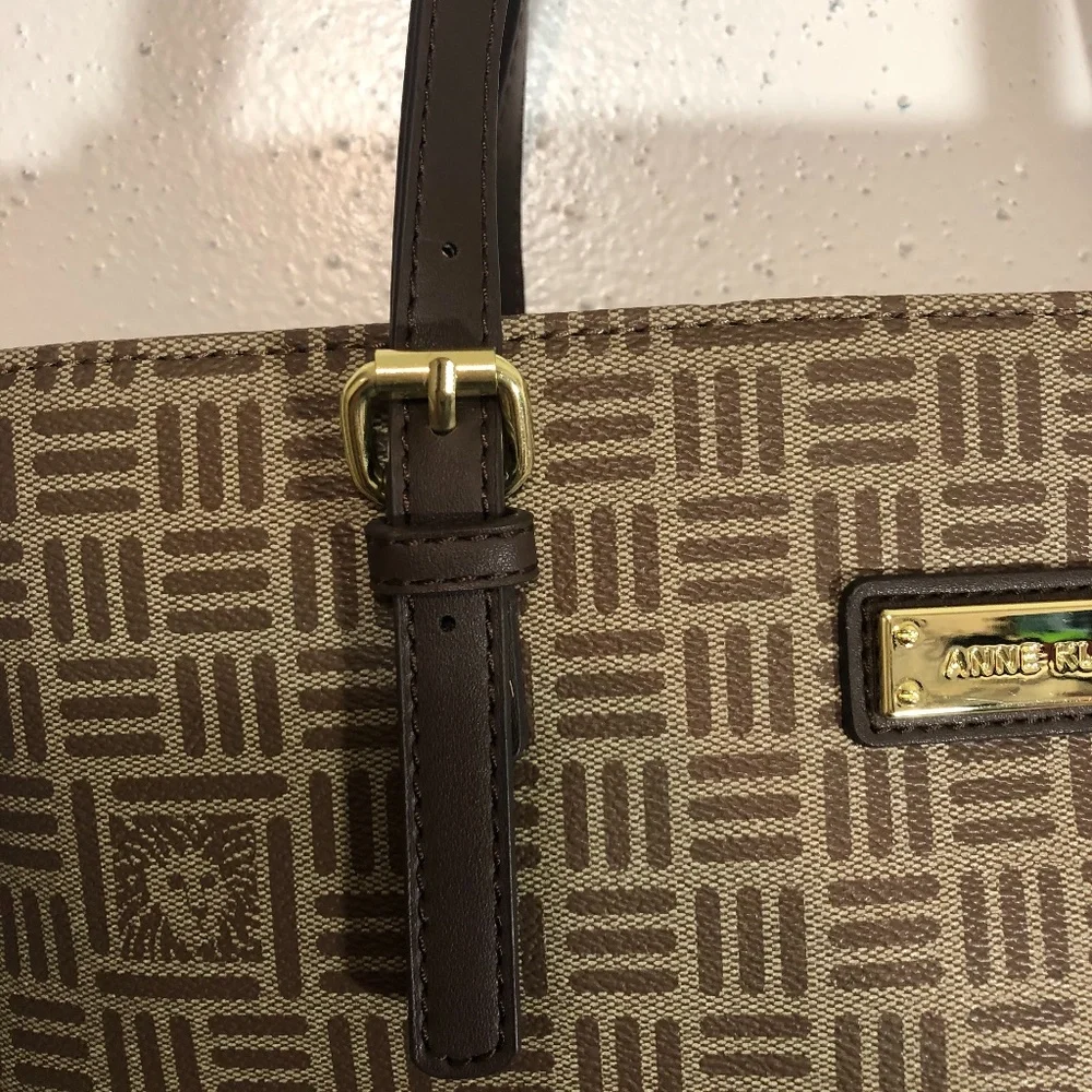 Anne Klein anna klein